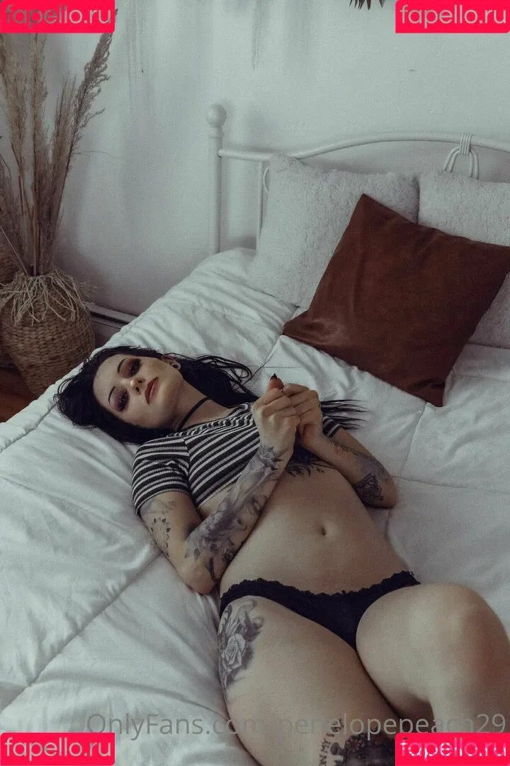 penelopepeach29 Onlyfans Photo Gallery 