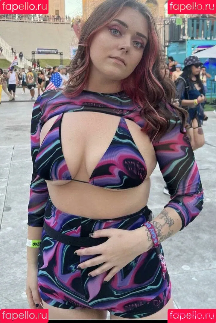 Smosh Girls Onlyfans Photo Gallery 