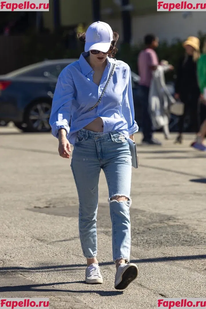 Alexandra Daddario Onlyfans Photo Gallery 