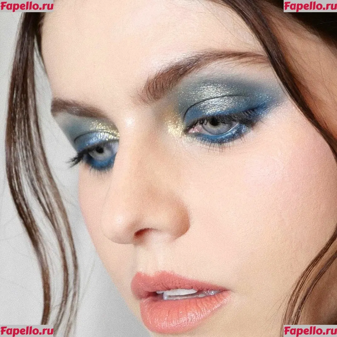 Alexandra Daddario Onlyfans Photo Gallery 