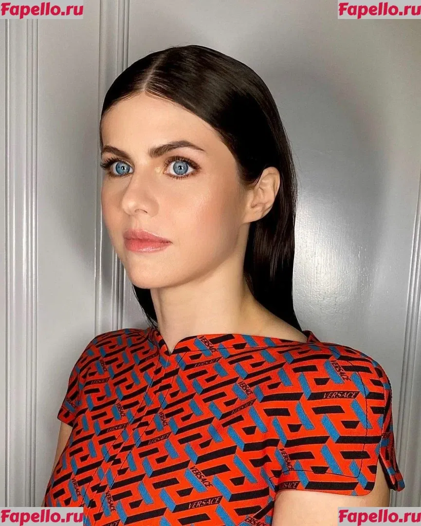 Alexandra Daddario Onlyfans Photo Gallery 