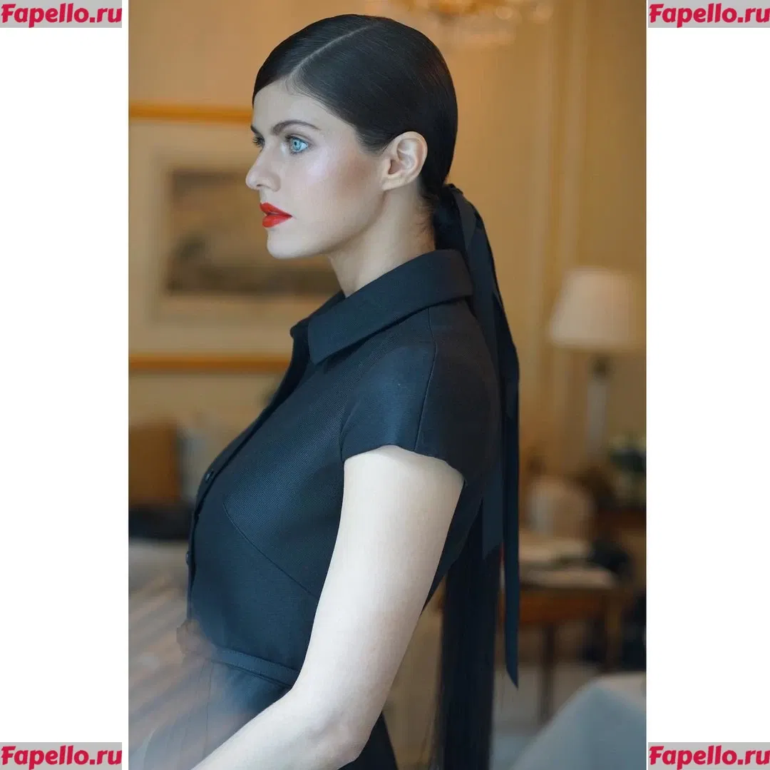 Alexandra Daddario Onlyfans Photo Gallery 
