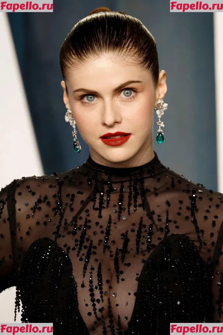 Alexandra Daddario Onlyfans Photo Gallery 