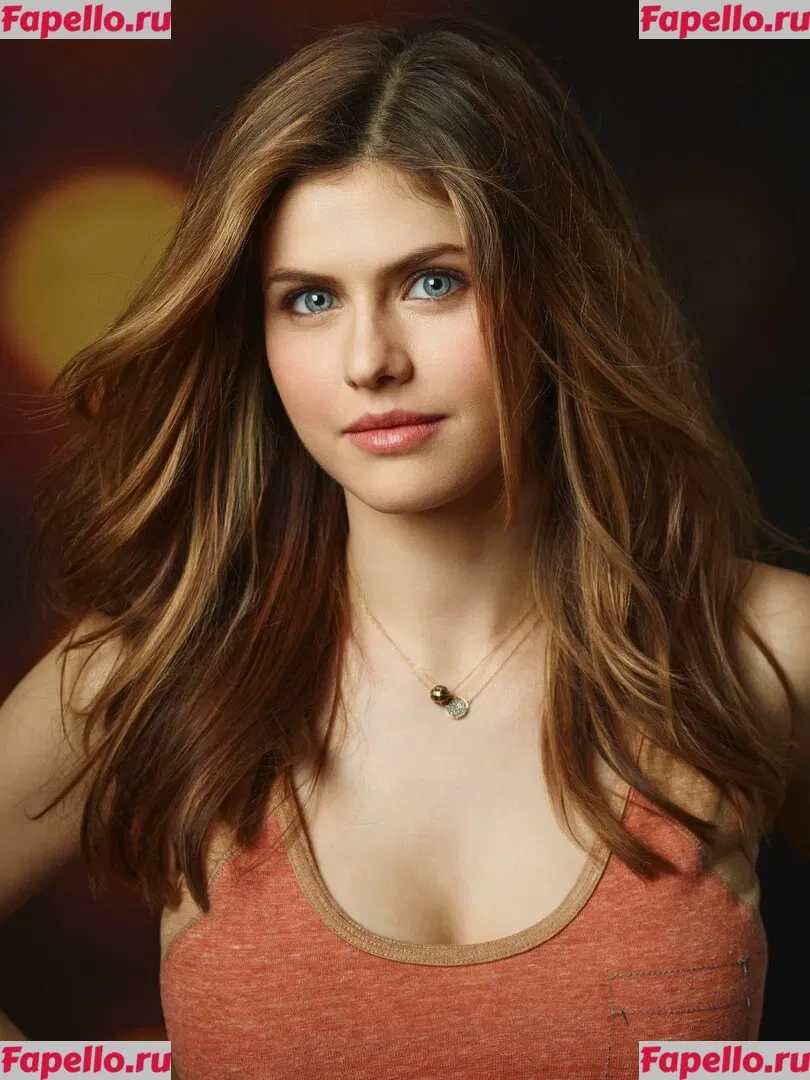 Alexandra Daddario Onlyfans Photo Gallery 