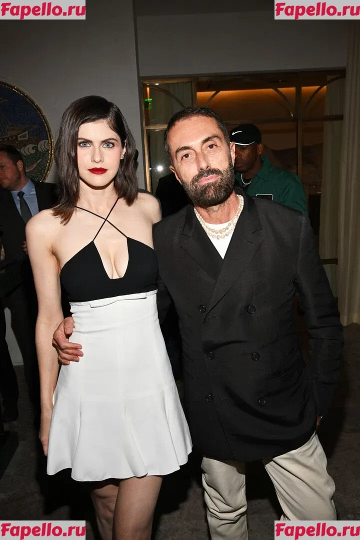 Alexandra Daddario Onlyfans Photo Gallery 