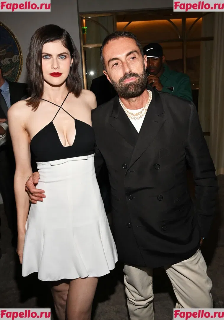 Alexandra Daddario Onlyfans Photo Gallery 