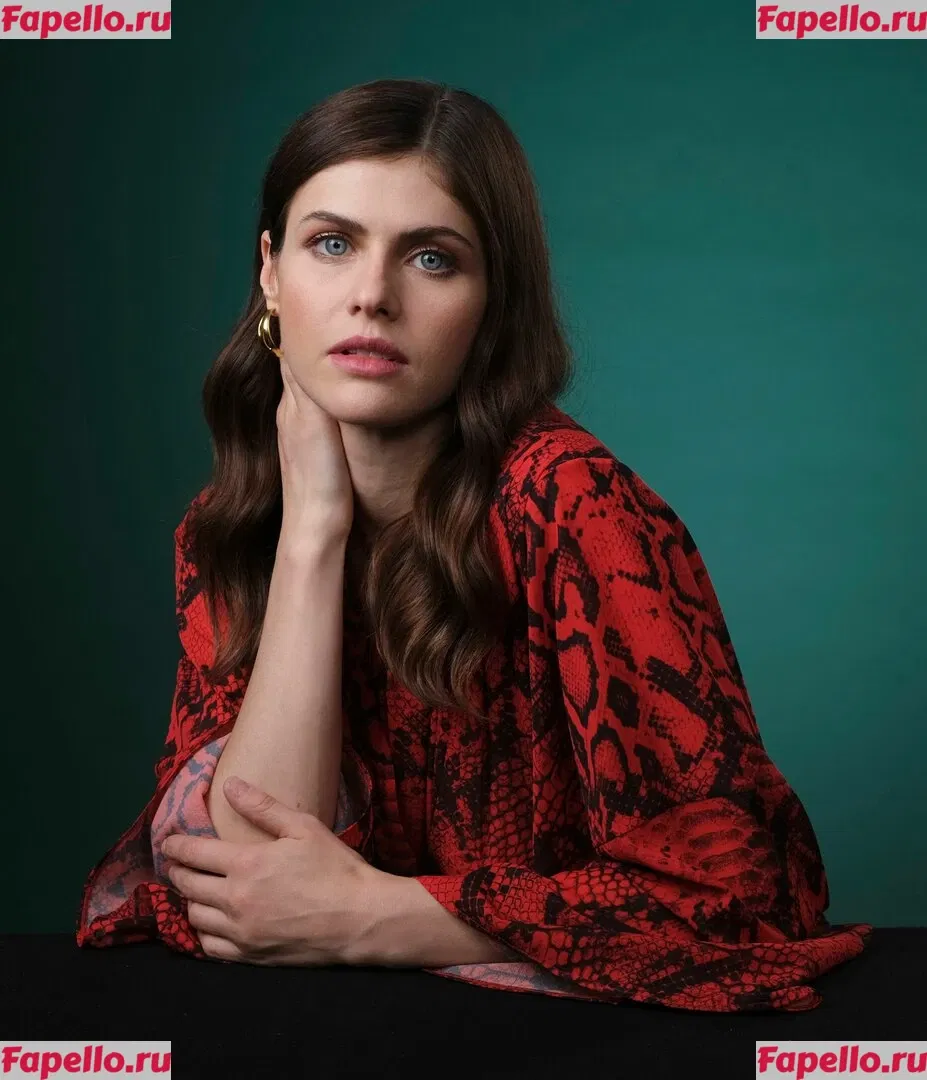 Alexandra Daddario Onlyfans Photo Gallery 