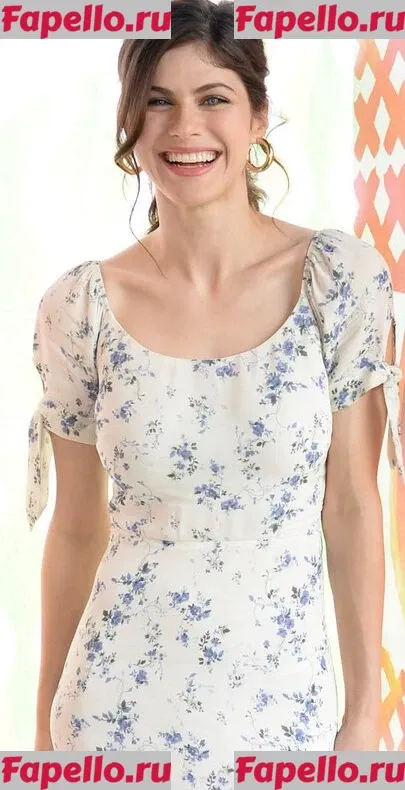 Alexandra Daddario Onlyfans Photo Gallery 