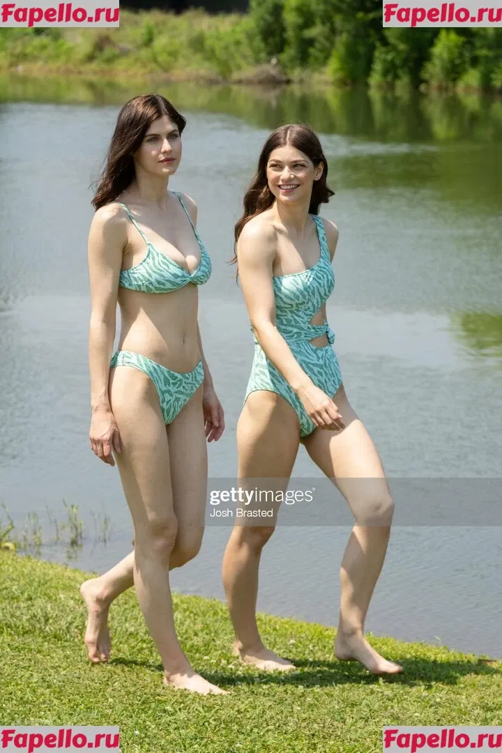 Alexandra Daddario Onlyfans Photo Gallery 
