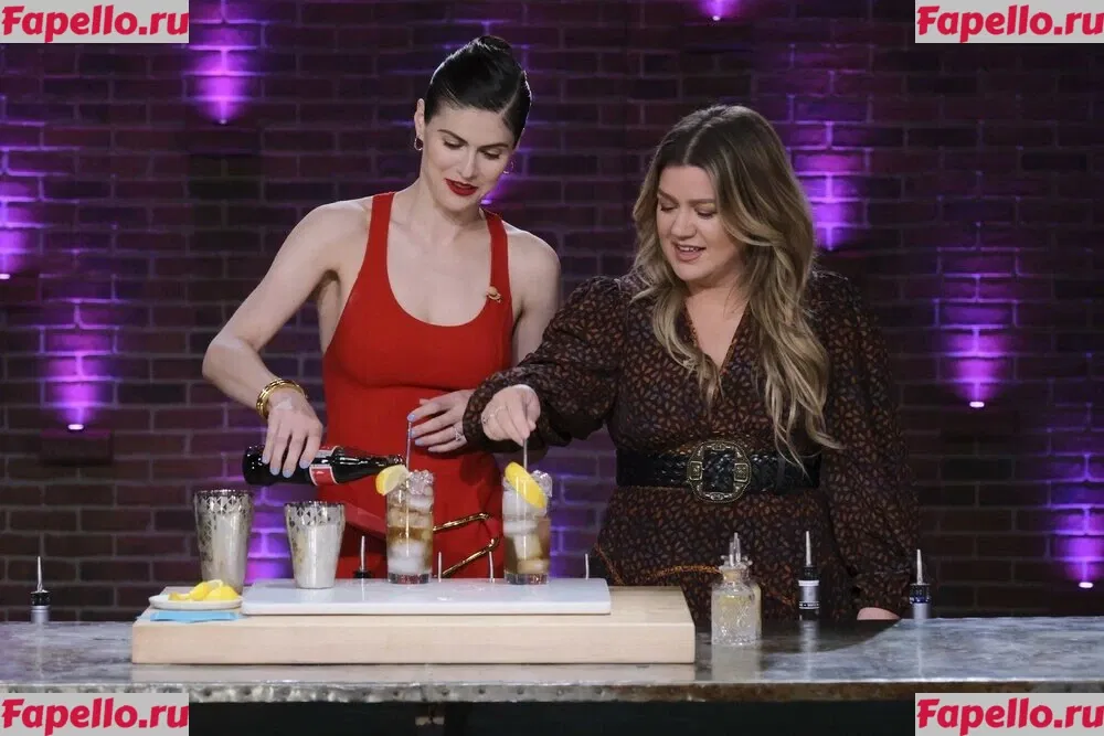 Alexandra Daddario Onlyfans Photo Gallery 