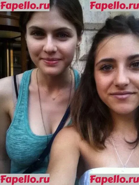 Alexandra Daddario Onlyfans Photo Gallery 