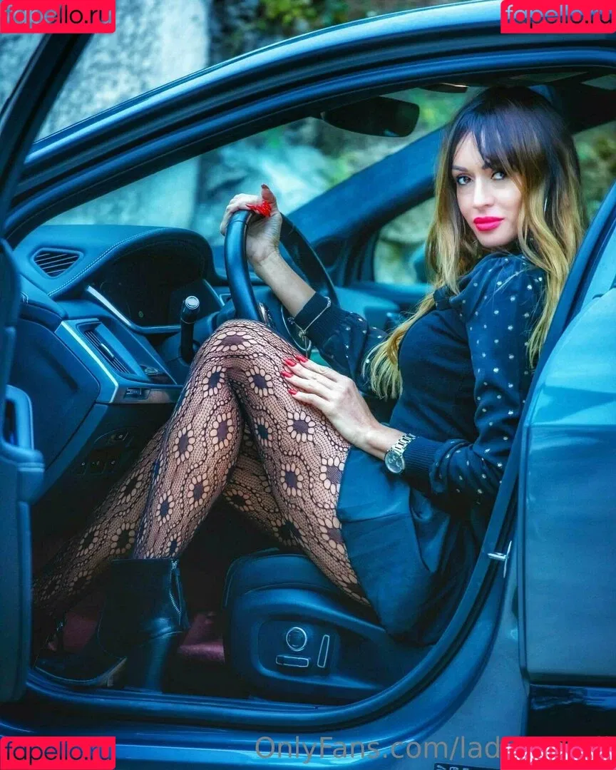 lady_natali Onlyfans Photo Gallery 