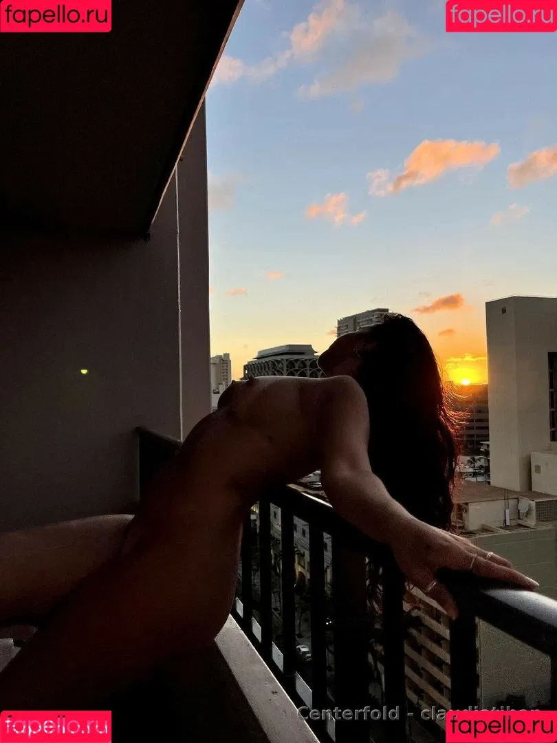 Claudia Tihan Onlyfans Photo Gallery 