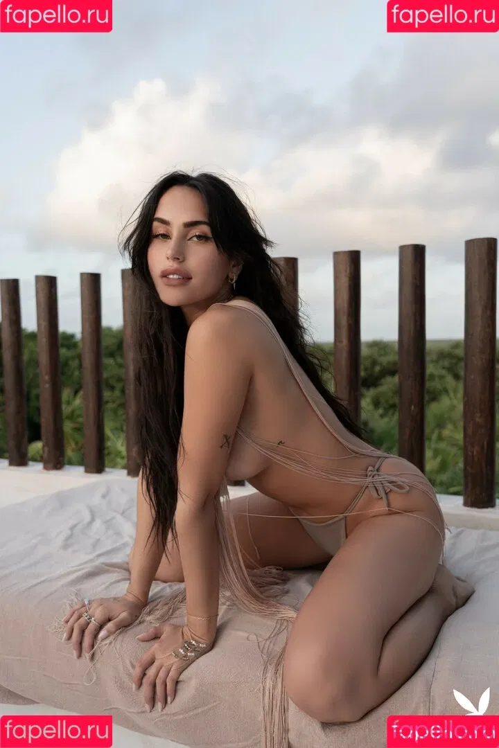 Claudia Tihan Onlyfans Photo Gallery 