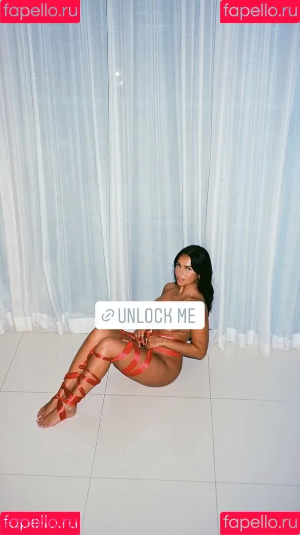 Claudia Tihan Onlyfans Photo Gallery 