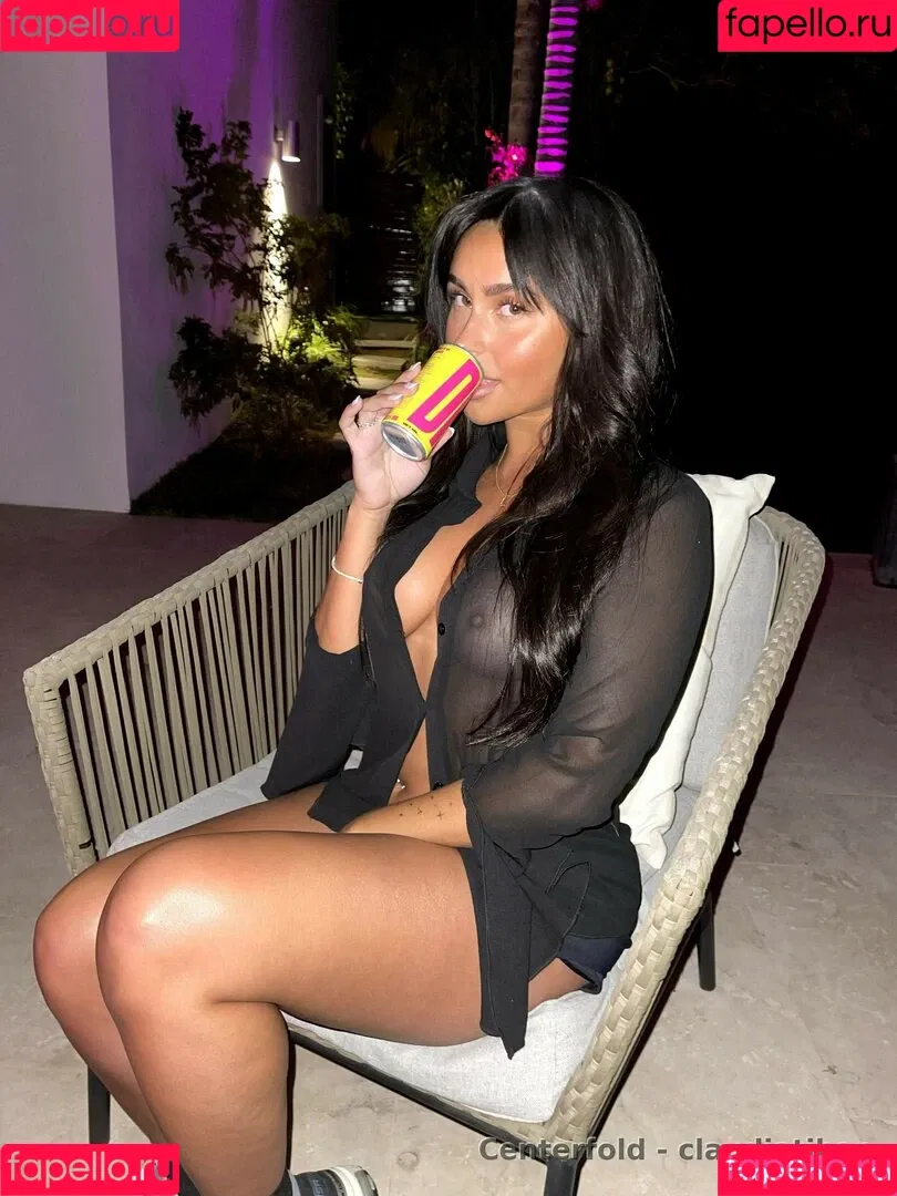 Claudia Tihan Onlyfans Photo Gallery 