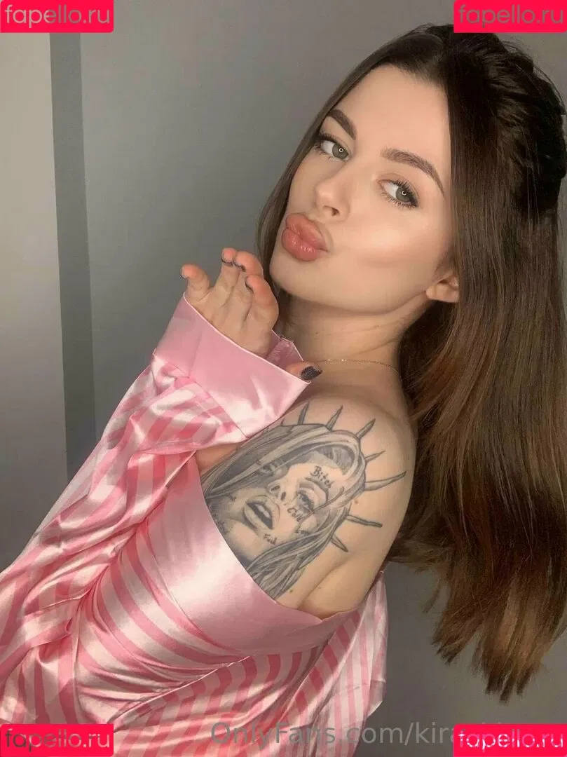 kira_kirraa Onlyfans Photo Gallery 