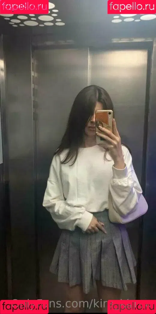 kira_kirraa Onlyfans Photo Gallery 