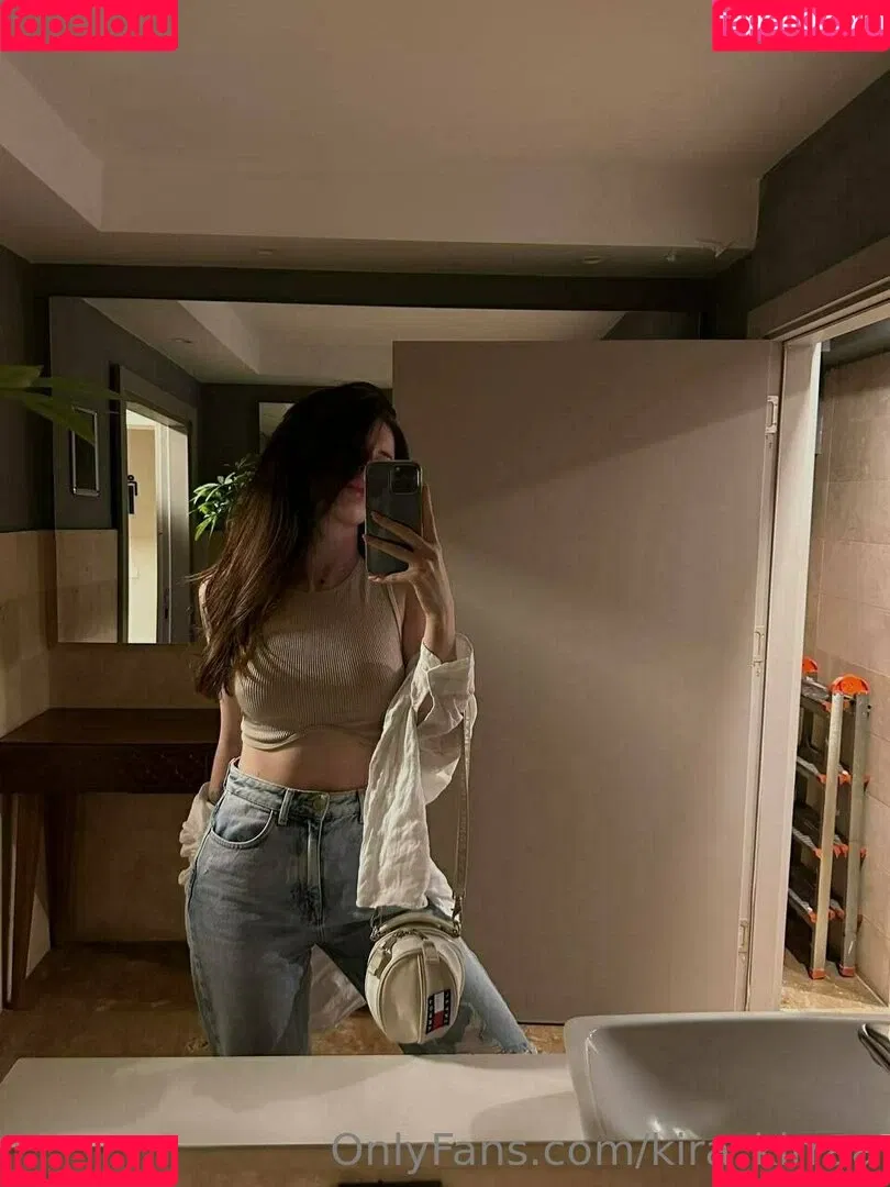 kira_kirraa Onlyfans Photo Gallery 