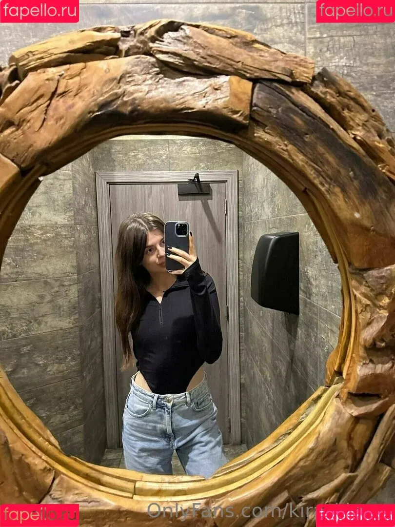 kira_kirraa Onlyfans Photo Gallery 