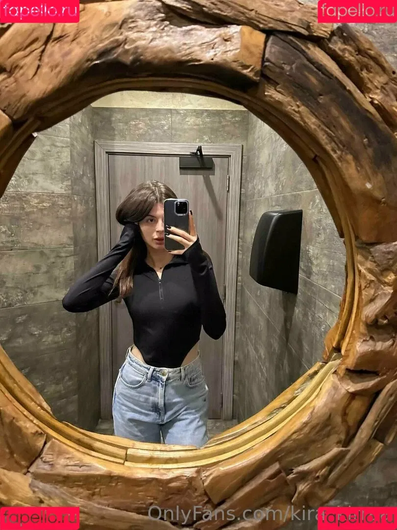 kira_kirraa Onlyfans Photo Gallery 