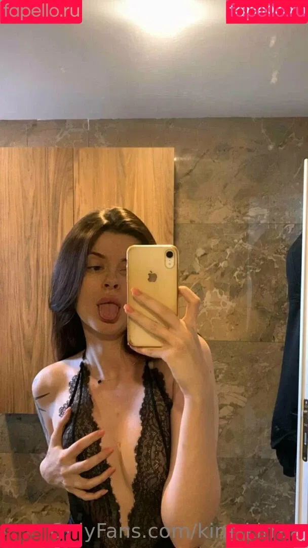 kira_kirraa Onlyfans Photo Gallery 