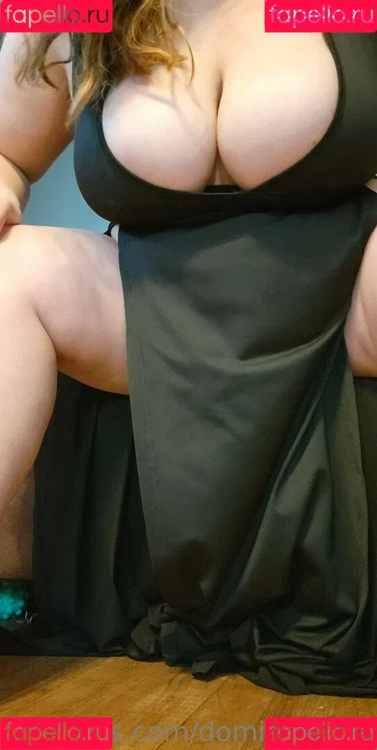 domiemomie Onlyfans Photo Gallery 