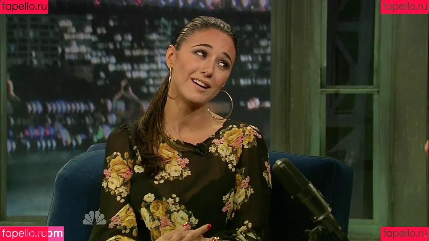 Emmanuelle Chriqui Onlyfans Photo Gallery 