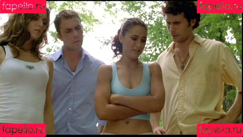 Emmanuelle Chriqui Onlyfans Photo Gallery 