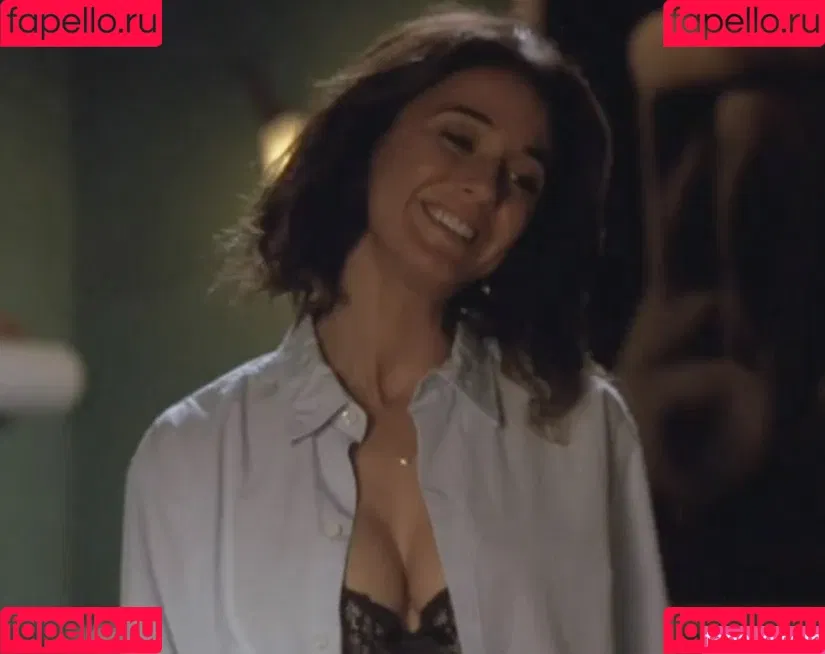 Emmanuelle Chriqui Onlyfans Photo Gallery 
