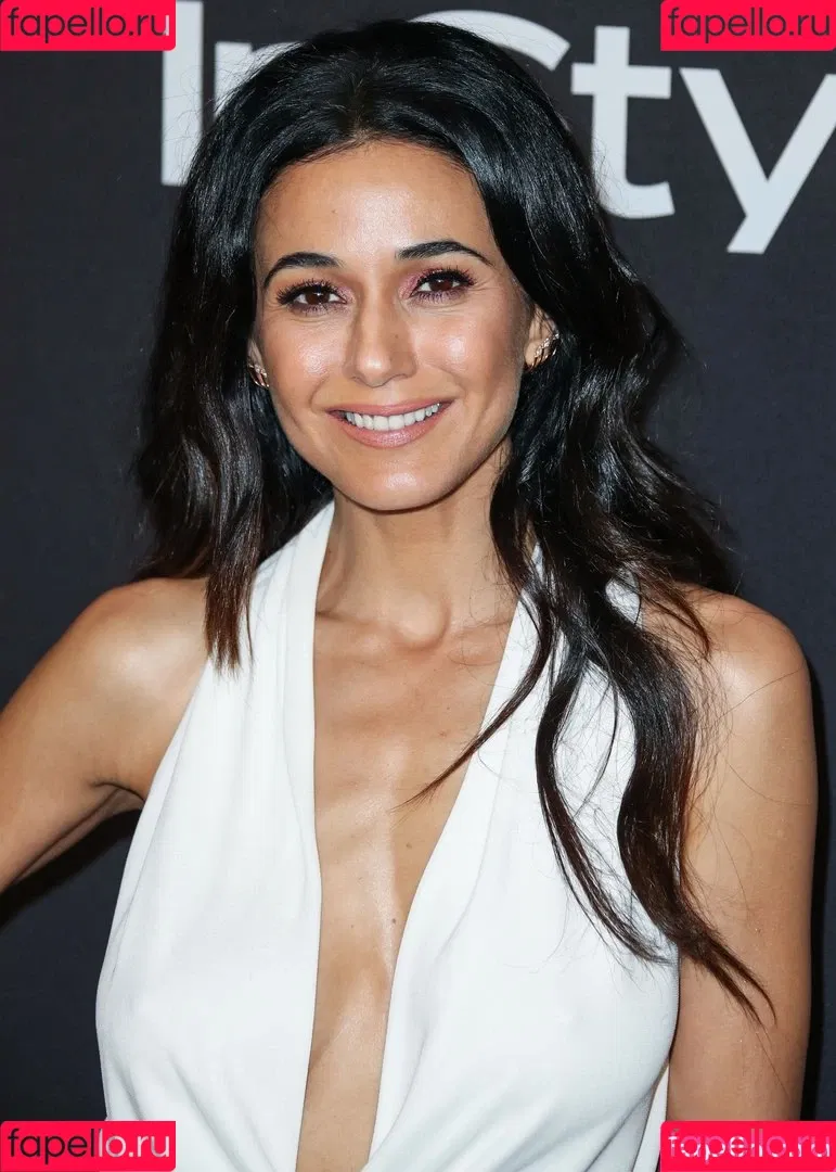 Emmanuelle Chriqui Onlyfans Photo Gallery 