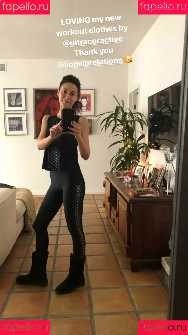 Emmanuelle Chriqui Onlyfans Photo Gallery 
