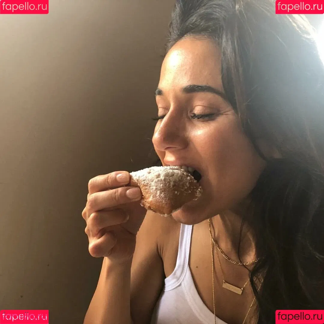 Emmanuelle Chriqui Onlyfans Photo Gallery 