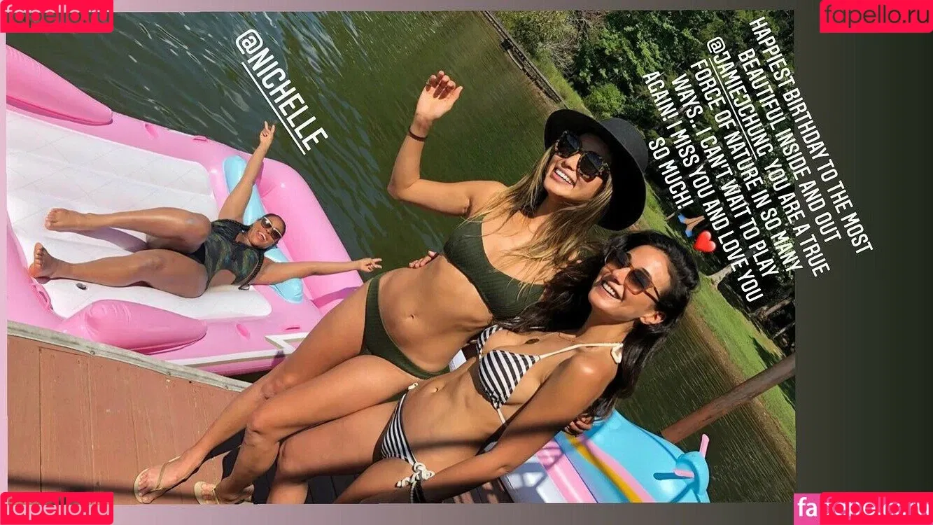 Emmanuelle Chriqui Onlyfans Photo Gallery 