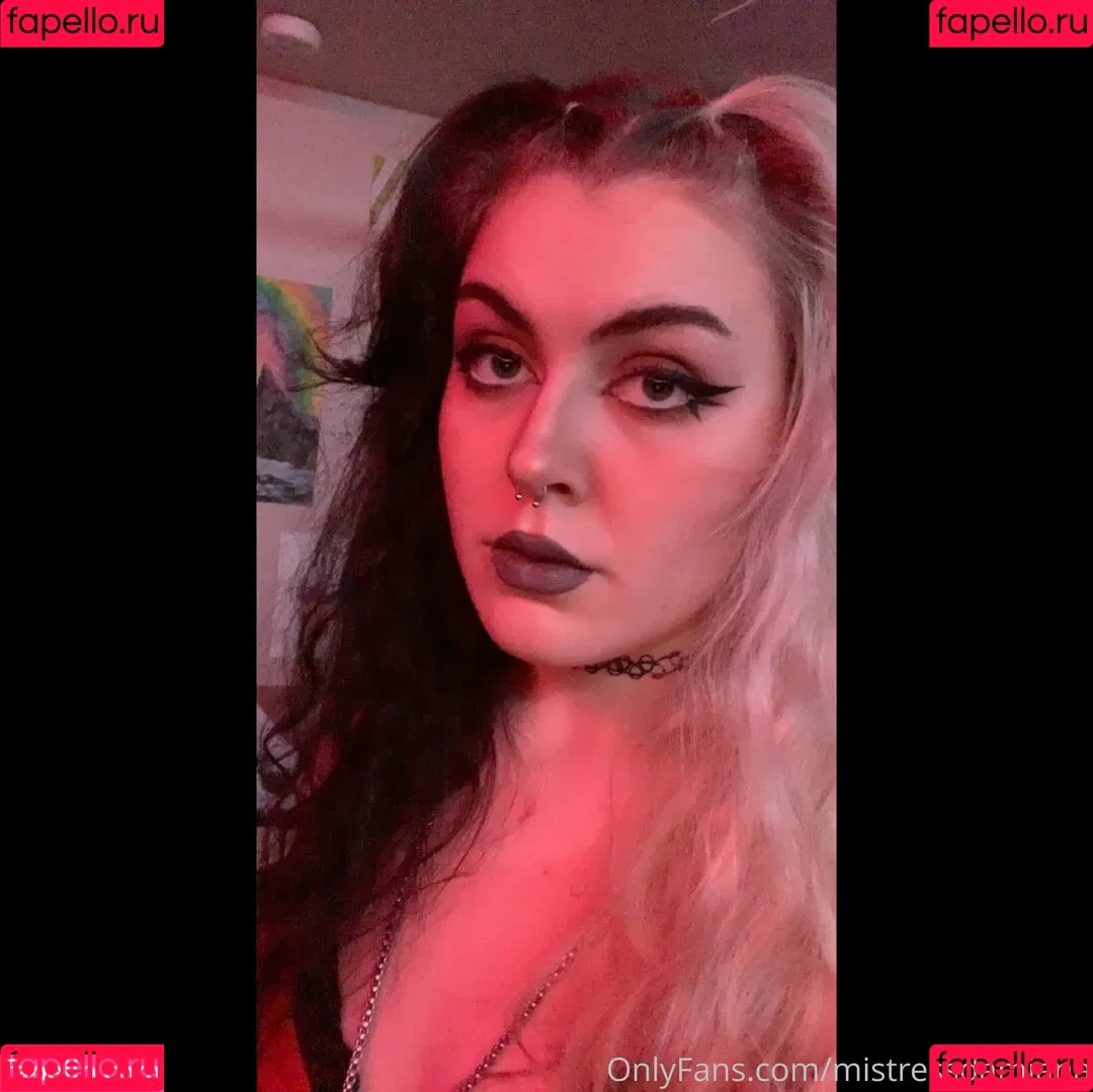mistressdamiana Onlyfans Photo Gallery 