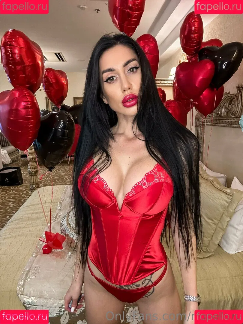 mari.mis Onlyfans Photo Gallery 