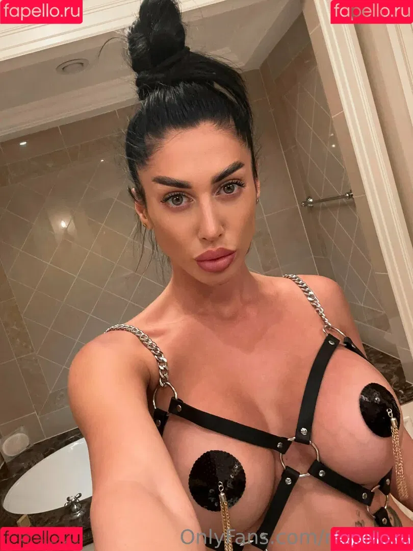 mari.mis Onlyfans Photo Gallery 