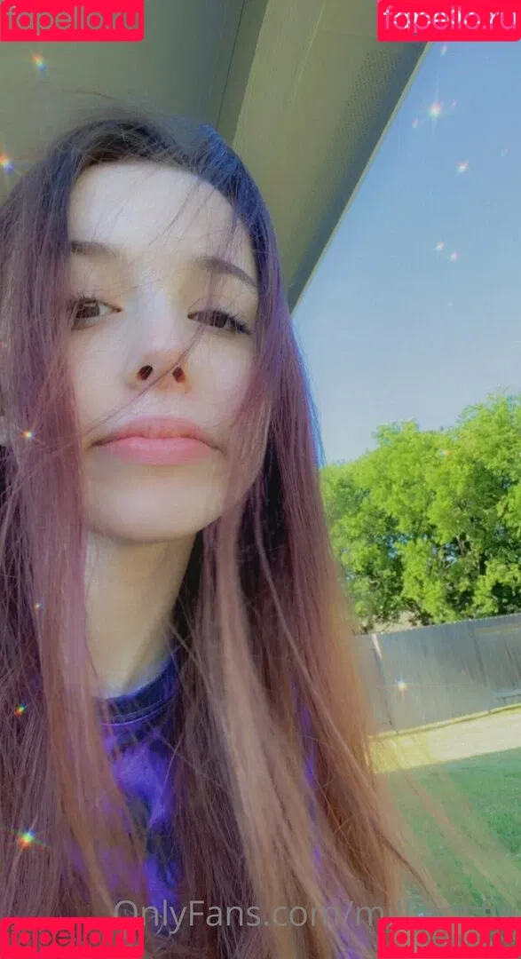 Emmia Onlyfans Photo Gallery 