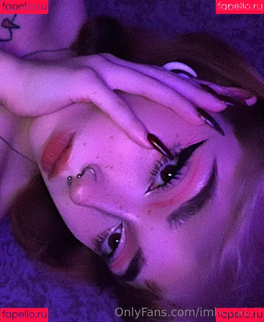 imhorndoll Onlyfans Photo Gallery 