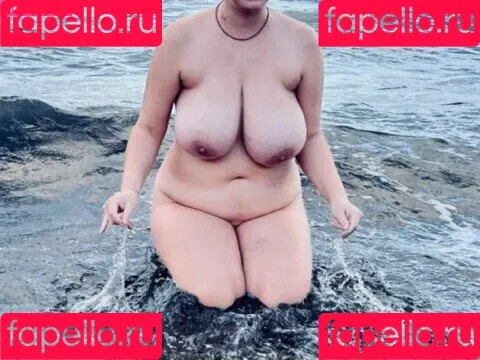 boobStruggle Onlyfans Photo Gallery 