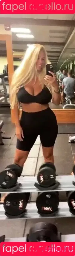 Nicolle A Onlyfans Photo Gallery 