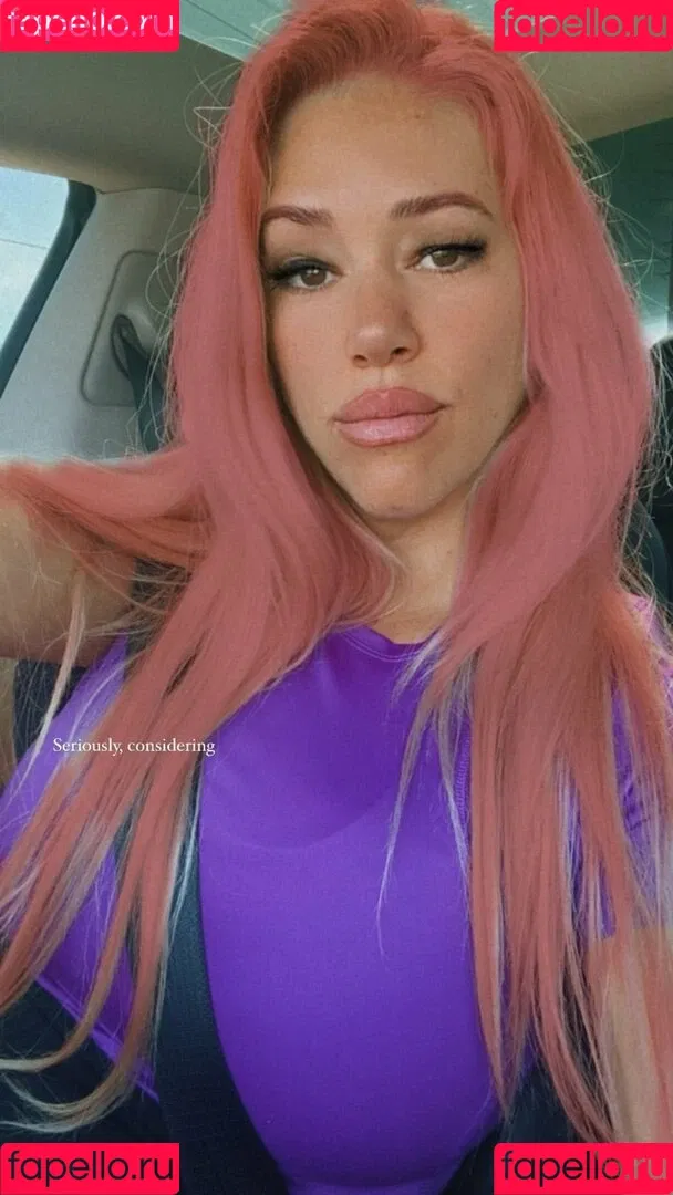 Nicolle A Onlyfans Photo Gallery 
