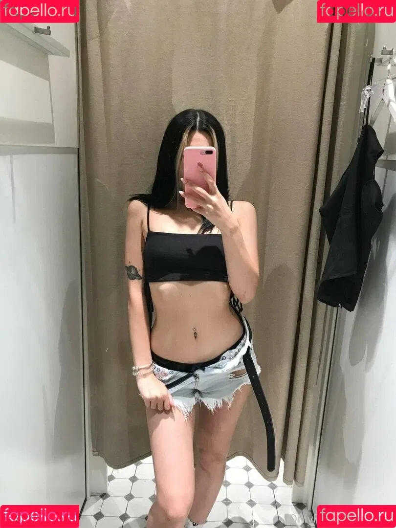 Kari.i Onlyfans Photo Gallery 