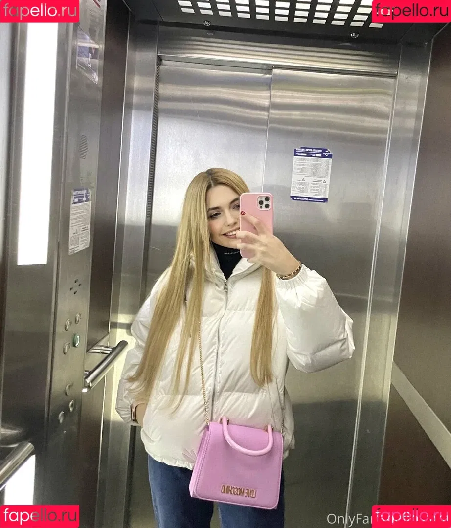Kari.i Onlyfans Photo Gallery 
