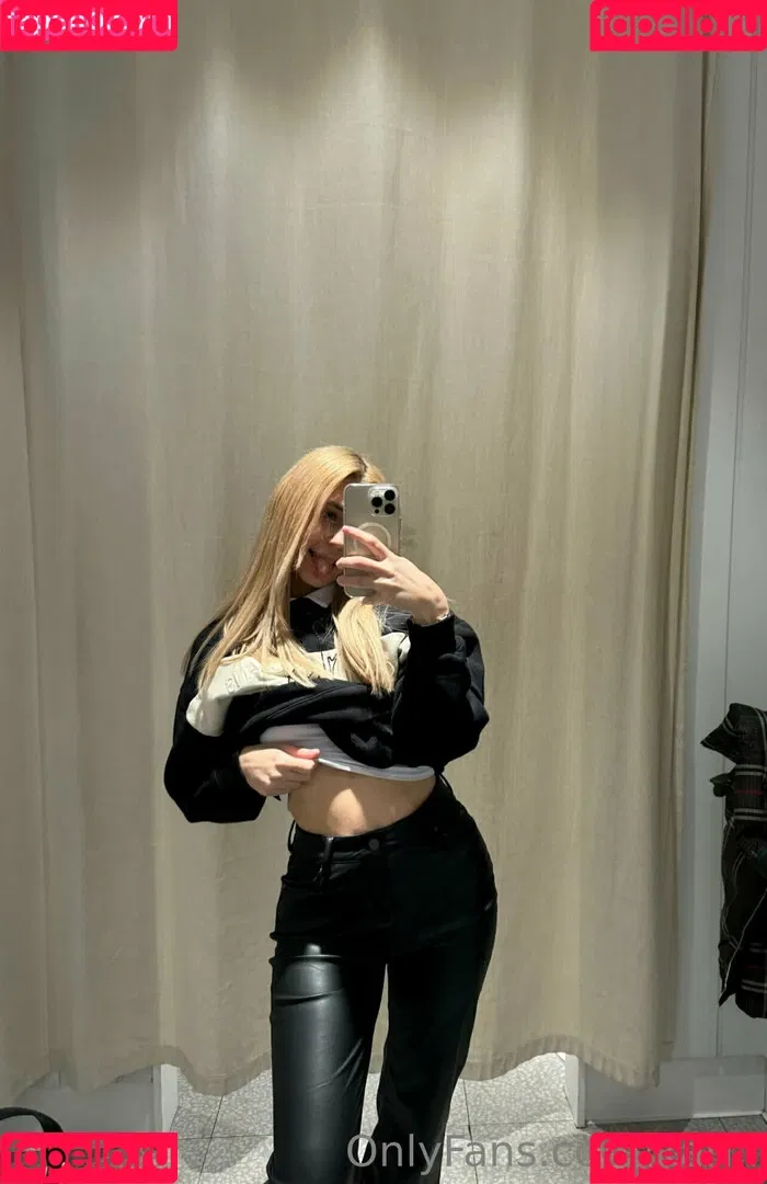 Kari.i Onlyfans Photo Gallery 