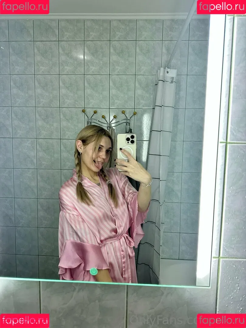 Kari.i Onlyfans Photo Gallery 