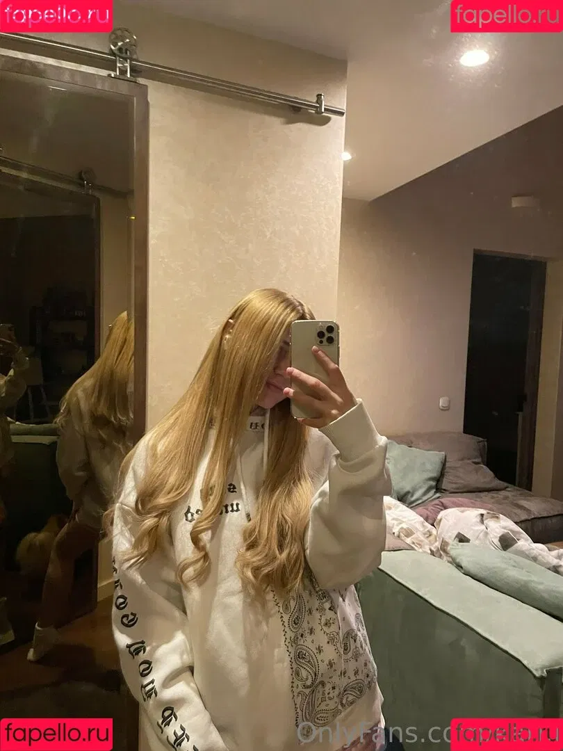 Kari.i Onlyfans Photo Gallery 
