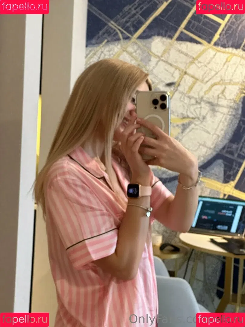 Kari.i Onlyfans Photo Gallery 