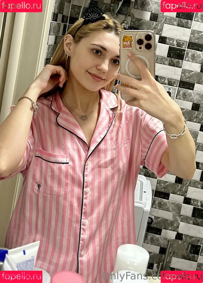 Kari.i Onlyfans Photo Gallery 