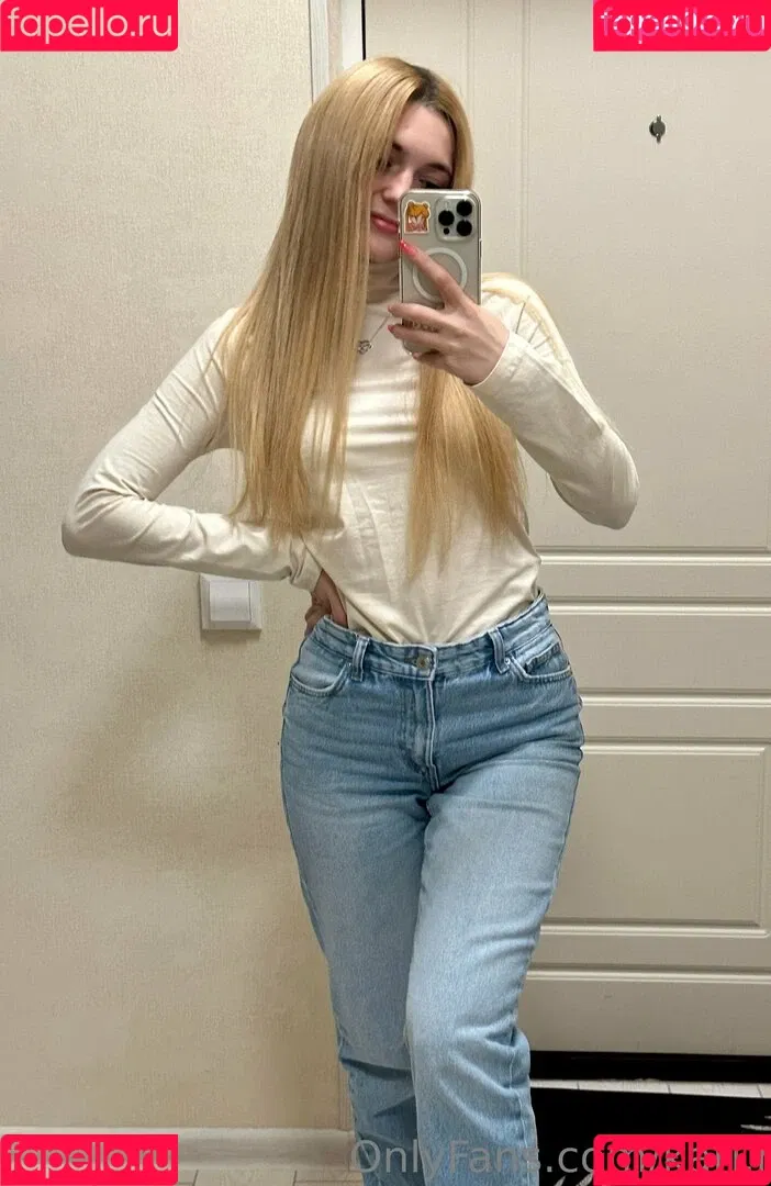 Kari.i Onlyfans Photo Gallery 